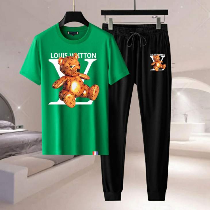 Picture of LV Shirt Pant Suits _SKULVM-4XL11Lr0423396